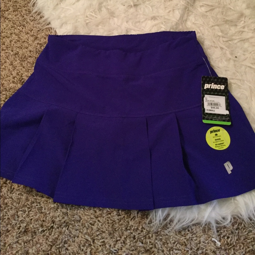BNWT skirt sz xs